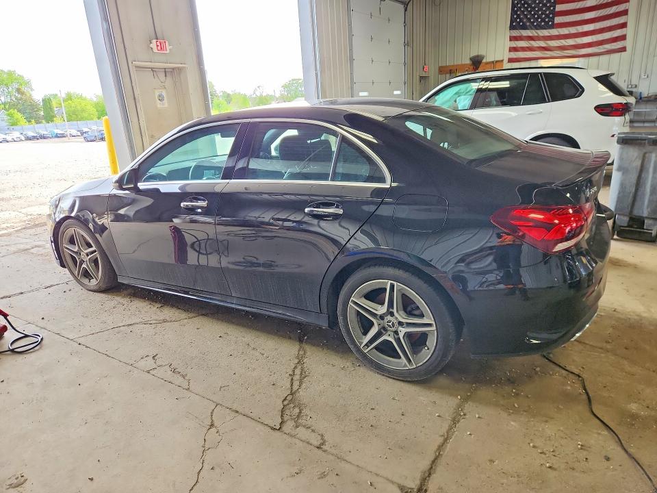 2020 Mercedes-benz A-klasse VIN WDD3G4FBXLW040974 COPART salvage auction — FRONT END, Il - Certificate Of Title, sold $7,500 on 2026-07-18 (photo 2)