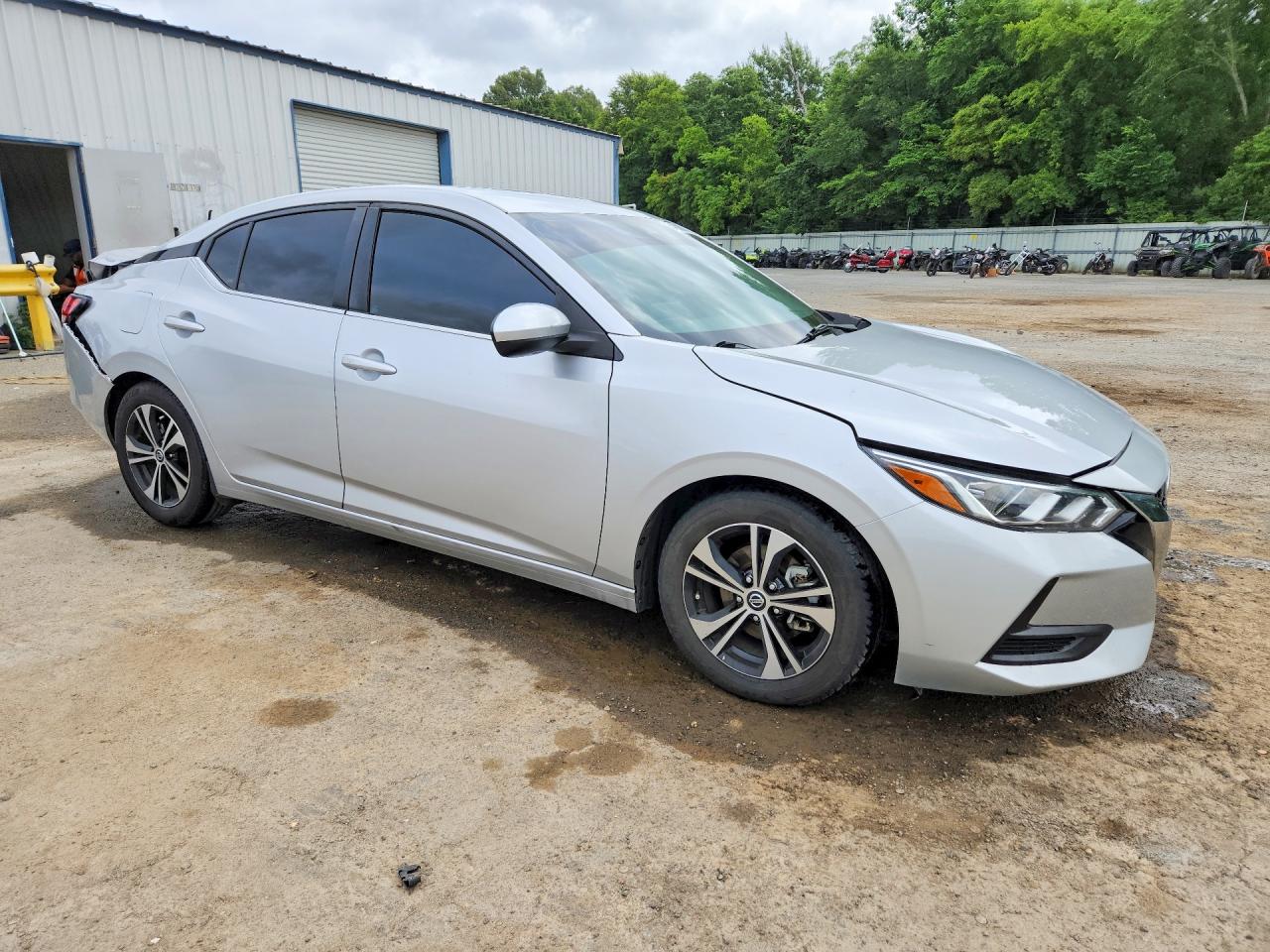 2021 Nissan Sentra VIN 3N1AB8CVXMY223522 COPART salvage auction — Rear End, LA - CERT OF TITLE-SALVAGE, sold $3,300 on 2026-07-09 (photo 4)