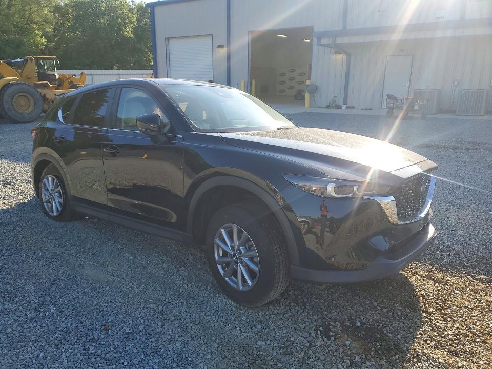 2023 Mazda Cx-5 VIN JM3KFBCM8P0172683 COPART salvage auction — SIDE, Nc - Salvage Certificate Of Title, sold $5,200 on 2026-07-02 (photo 4)