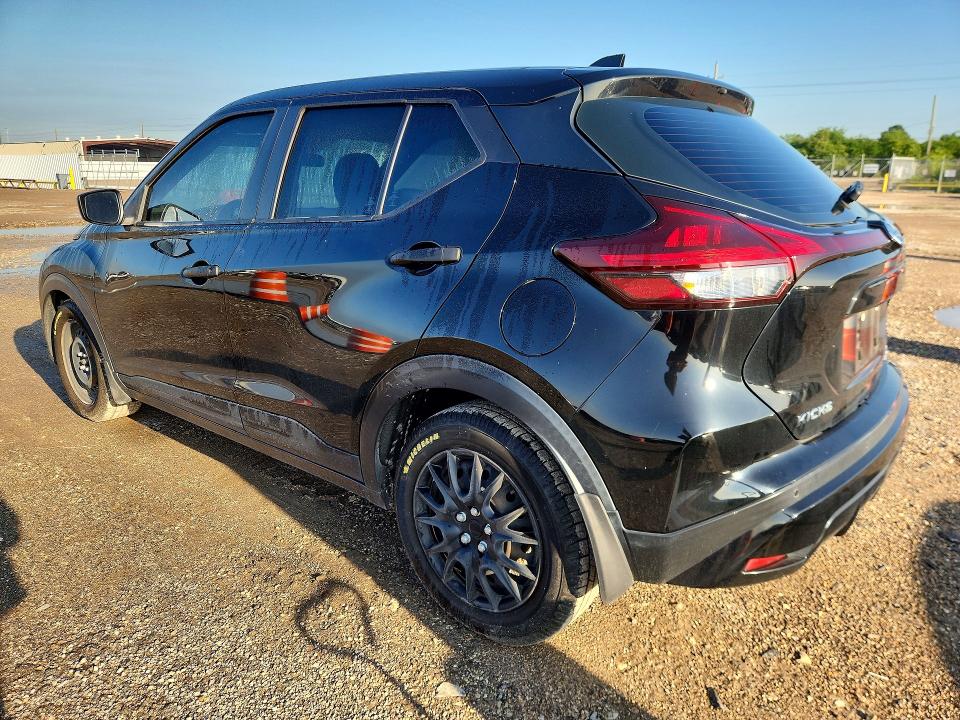 2021 Nissan Kicks VIN 3N1CP5BV7ML486235 COPART salvage auction — SIDE, Tx - Salvage Vehicle Title, sold $1,250 on 2026-07-23 (photo 2)