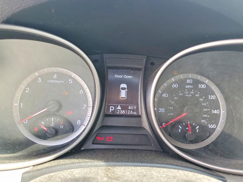 2013 Hyundai Santa fe VIN 5XYZUDLB5DG076331 COPART salvage auction — MINOR DENT/SCRATCHES, Ri - Certificate Of Title, sold $2,400 on 2026-07-30 (photo 9)