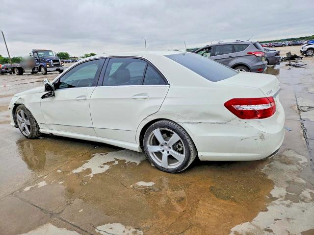 2011 Mercedes-benz E-klasse VIN WDDHF5GB6BA417678 COPART salvage auction — SIDE, Tx - Salvage Vehicle Title, sold $1,450 on 2026-08-13 (photo 2)