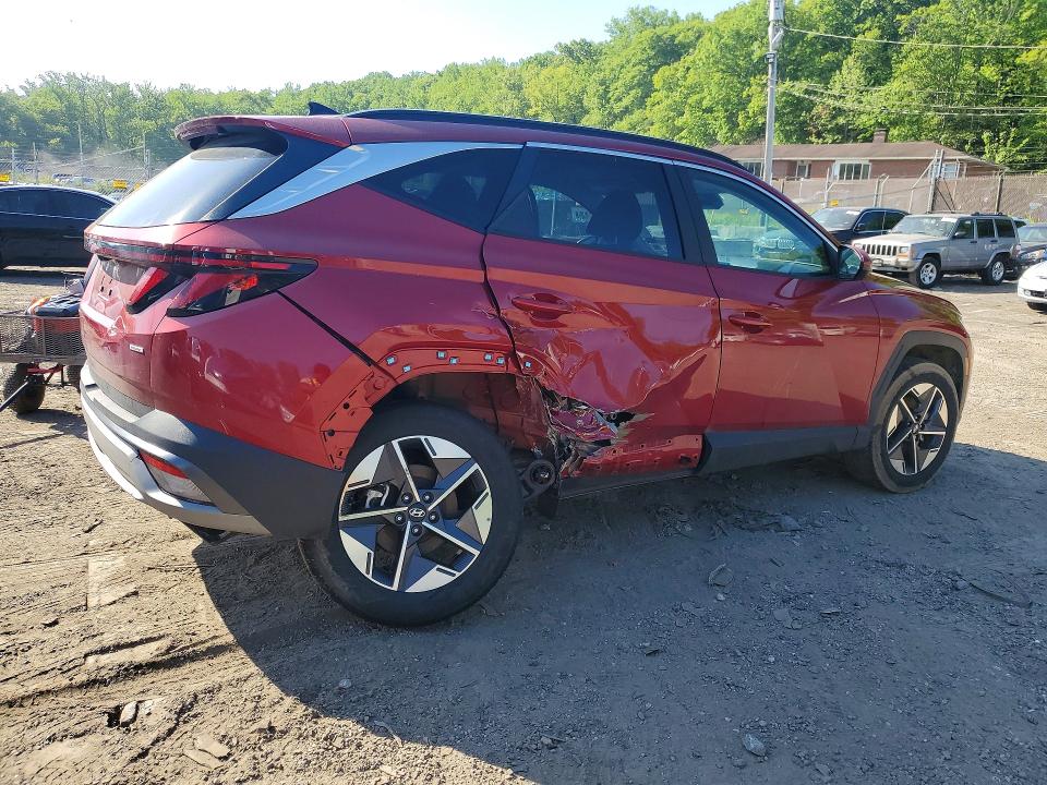 2025 Hyundai Tucson VIN 5NMJBCDE7SH545198 COPART salvage auction — SIDE, Fl - Cert Of Title Slvg Rebuildable, sold $12,300 on 2026-07-09 (photo 3)