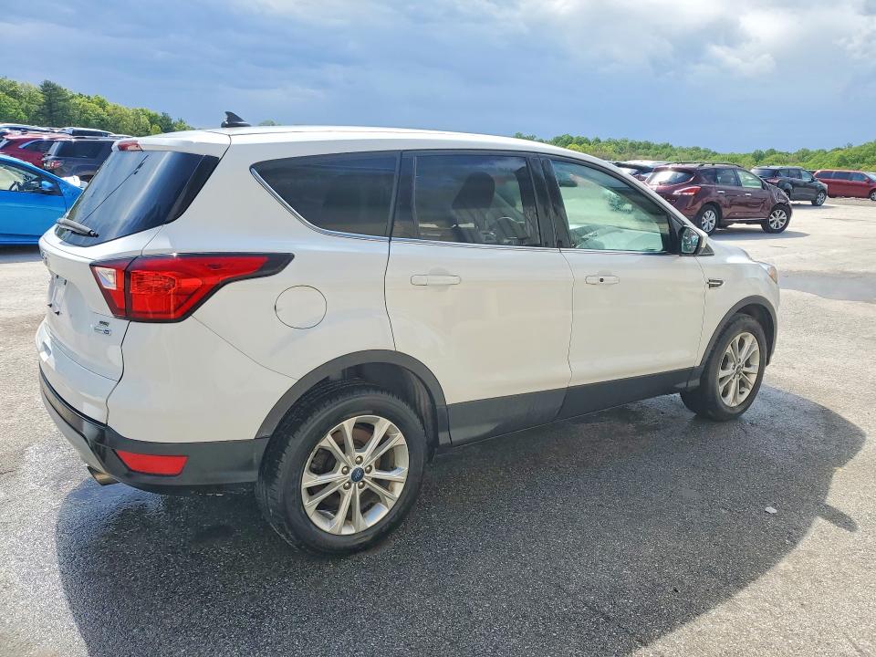 2019 Ford Escape VIN 1FMCU9GD9KUA49042 COPART salvage auction — FRONT END, Pa - Cert Of Title, sold $650 on 2026-07-09 (photo 3)