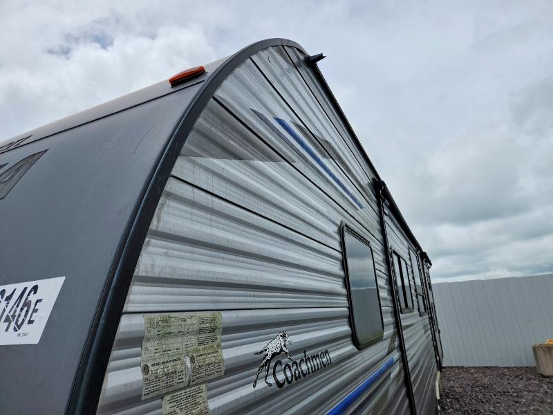 2019 Frrv VIN 5ZT2CAXB8KX014573 COPART salvage auction — ROOF, AR - CERTIFICATE OF TITLE, sold $12,300 on 2026-08-25 (photo 9)