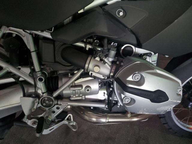 2006 BMW R 1200 VIN WB10317A46ZR40167 COPART salvage auction — SIDE, Ri - Salvage Certificate Of Title, sold $400 on 2026-07-30 (photo 7)