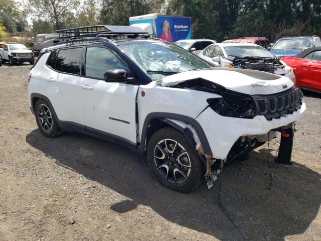 2025 Jeep Compass VIN 3C4NJDDN4ST551473 COPART salvage auction — FRONT END, Hi - Certificate Of Title, sold $1,050 on 2026-08-10 (photo 8)