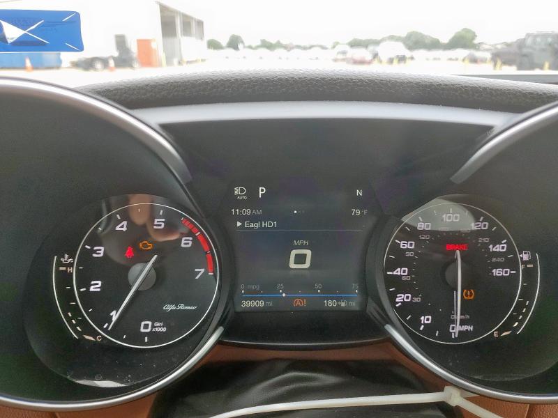 2018 Alfa romeo Giulia VIN ZARFAECN8J7576011 COPART salvage auction — FRONT END, Tx - Certificate Of Title, sold $325 on 2026-07-23 (photo 9)