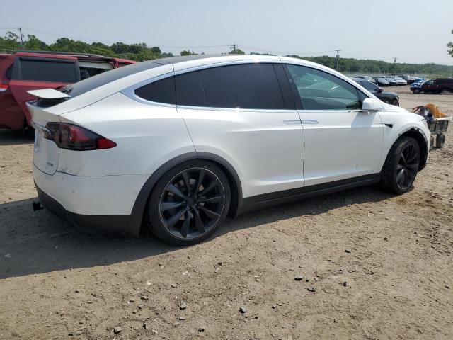 2017 Tesla Model x VIN 5YJXCBE27HF055831 COPART salvage auction — UNDERCARRIAGE, MD - CERT OF SALVAGE > 75% DAMAGE, sold $6,300 on 2026-09-01 (photo 3)