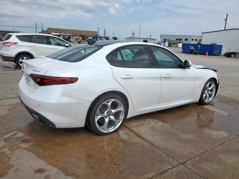2018 Alfa romeo Giulia VIN ZARFAECN8J7576011 COPART salvage auction — FRONT END, Tx - Certificate Of Title, sold $325 on 2026-07-23 (photo 3)