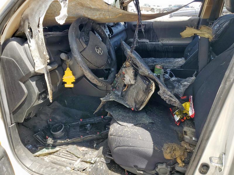 2021 Toyota Tacoma VIN 5TFCZ5AN5MX281543 COPART salvage auction — BURN, Tx - Nonrepairable Title, sold $3,300 on 2026-07-09 (photo 7)