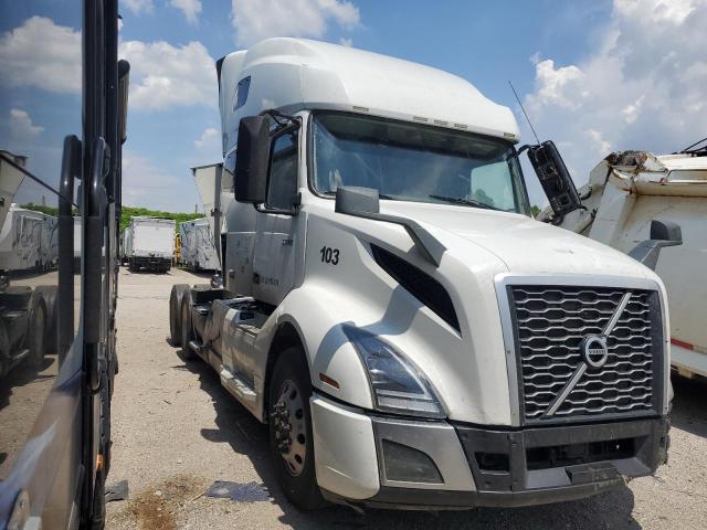 2020 Volvo VIN 4V4NC9EH3LN195409 COPART salvage auction — SIDE, Mo - Salvage Certificate Of Title, sold $10,500 on 2026-07-16 (photo 1)