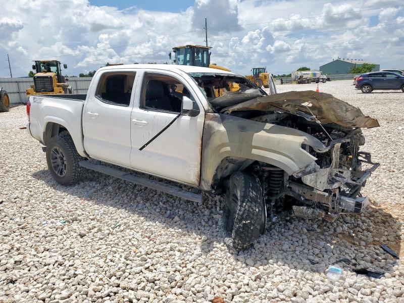 2021 Toyota Tacoma VIN 5TFCZ5AN5MX281543 COPART salvage auction — BURN, Tx - Nonrepairable Title, sold $3,300 on 2026-07-09 (photo 4)