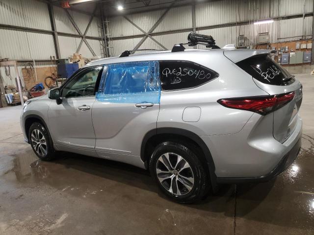 2021 Toyota Highlander VIN 5TDGZRBH3MS069554 COPART salvage auction — VANDALISM, Salvage Title, sold $300 on 2026-07-21 (photo 2)