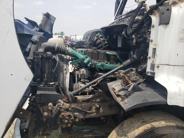 2000 Volvo Vnm VIN 4V4MD2GFXYN254815 COPART salvage auction — BURN, In - Cert Of Title-Salvage Title, sold $30 on 2026-07-07 (photo 7)