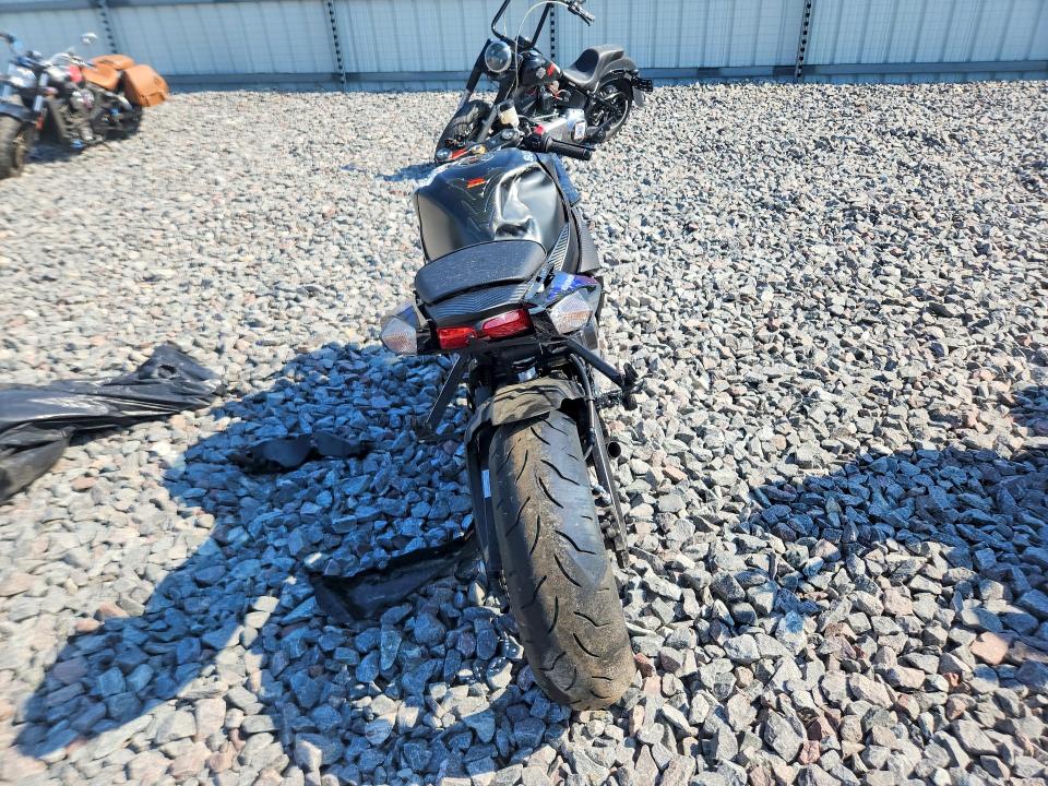 2026 Suzuki Gsx-r VIN JS1GN7FA9T7100581 COPART salvage auction — FRONT END, Wi - Cert Of Title-Salvage Vehicle, sold $3,100 on 2026-07-02 (photo 4)