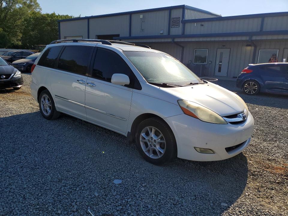 2006 Toyota Sienna VIN 5TDZA22C86S535803 COPART salvage auction — SIDE, Nc - Salvage Certificate Of Title, sold $175 on 2026-07-09 (photo 4)