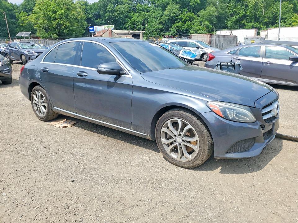 2016 Mercedes-benz C-klasse VIN 55SWF4KB0GU152286 COPART salvage auction — WATER/FLOOD, MD - CERT OF SALVAGE-FLOOD DAMAGE, sold $2,850 on 2026-07-02 (photo 4)