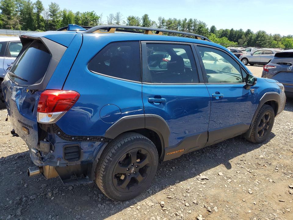 2022 Subaru Forester VIN JF2SKAMC8NH442581 COPART salvage auction — REAR END, Md - Cert Of Salvage > 75% Damage, sold $9,800 on 2026-07-06 (photo 3)
