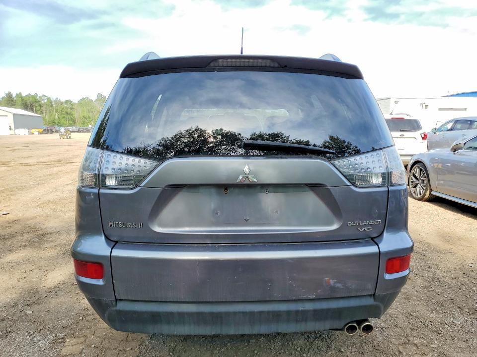 2010 Mitsubishi Outlander VIN JA4JT3AX7AZ602068 COPART salvage auction — FRONT END, ON - PERMIT NO BRAND - UNFIT, sold $400 on 2026-07-23 (photo 6)
