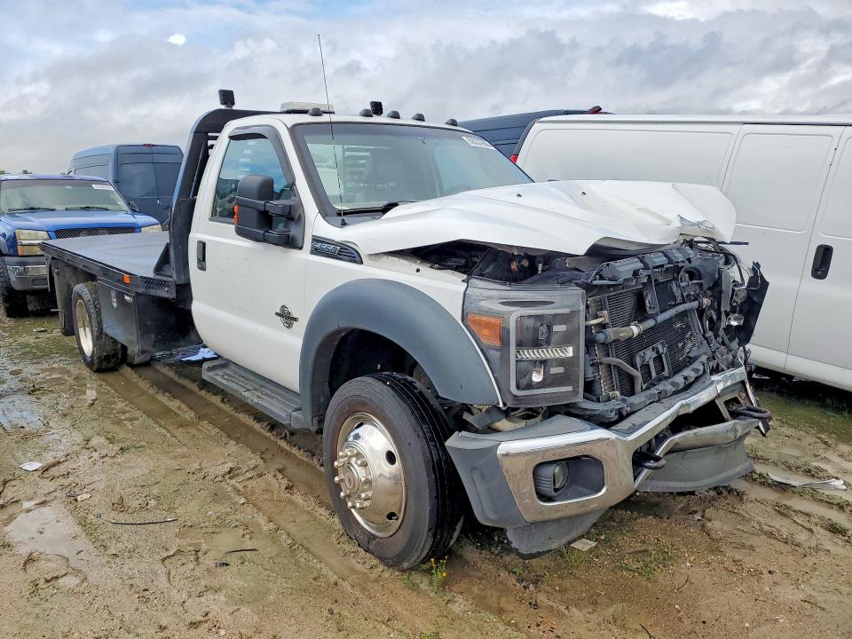 2015 Ford F550 VIN 1FDUF5HT9FEA04454 COPART salvage auction — FRONT END, Tx - Salvage Vehicle Title, sold $6,500 on 2026-07-08 (photo 4)