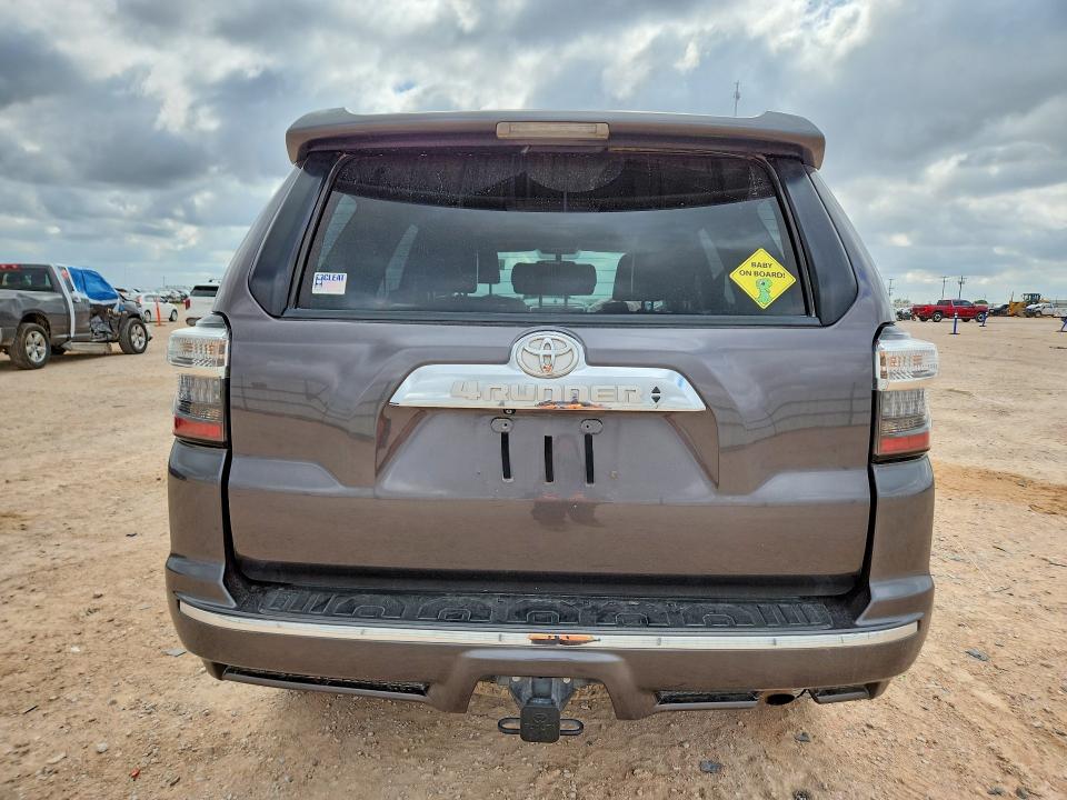 2013 Toyota VIN JTEZU5JR9D5057131 COPART salvage auction — FRONT END, Tx - Salvage Vehicle Title, sold $5,800 on 2026-07-03 (photo 6)