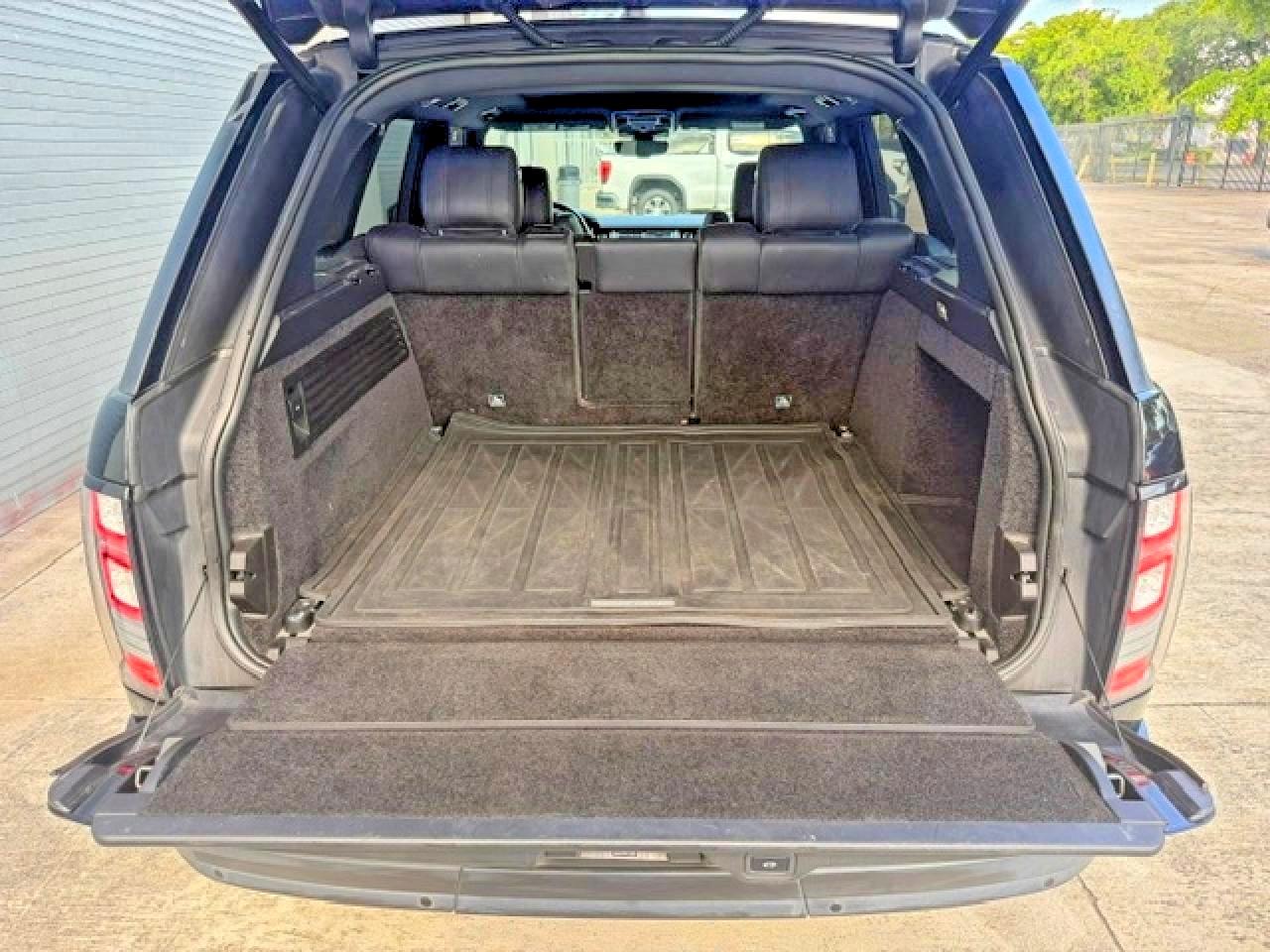 2017 Land Rover Range Rover VIN SALGS2FK7HA368610 COPART salvage auction — Mechanical, FL - CERTIFICATE OF TITLE (P), sold $11,200 on 2026-07-03 (photo 6)