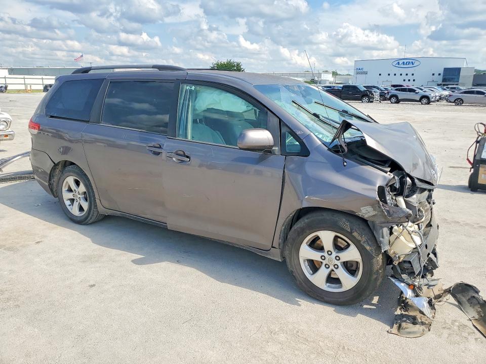 2014 Toyota Sienna VIN 5TDKK3DC5ES453107 COPART salvage auction — FRONT END, Ok - Cert Of Title-Salvage, sold $900 on 2026-07-22 (photo 4)