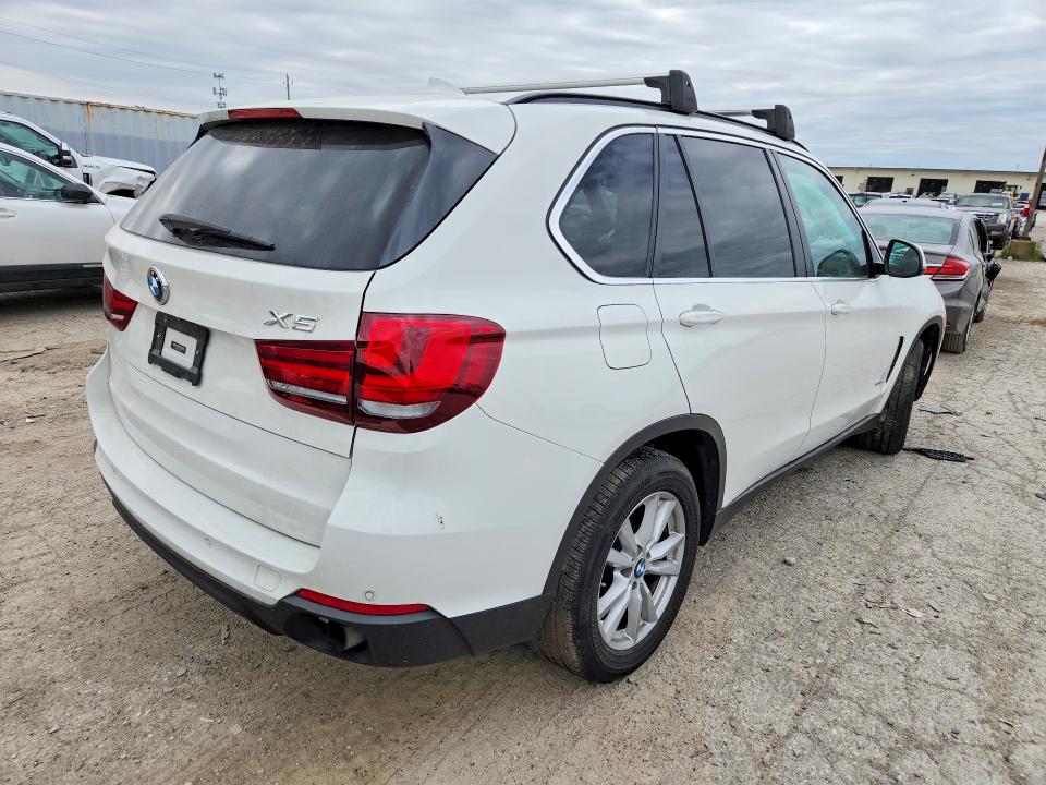 2015 BMW VIN 5UXKR0C58F0P18490 COPART salvage auction — FRONT END, In - Cert Of Title-Salvage Title, sold $2,050 on 2026-07-24 (photo 3)