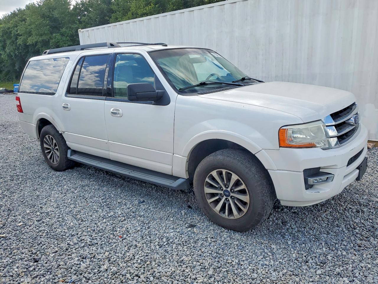 2016 Ford Expedition VIN 1FMJK1HT5GEF43761 COPART salvage auction — Minor Dent/Scratches, TX - CERTIFICATE OF TITLE, sold $1,050 on 2026-07-07 (photo 4)