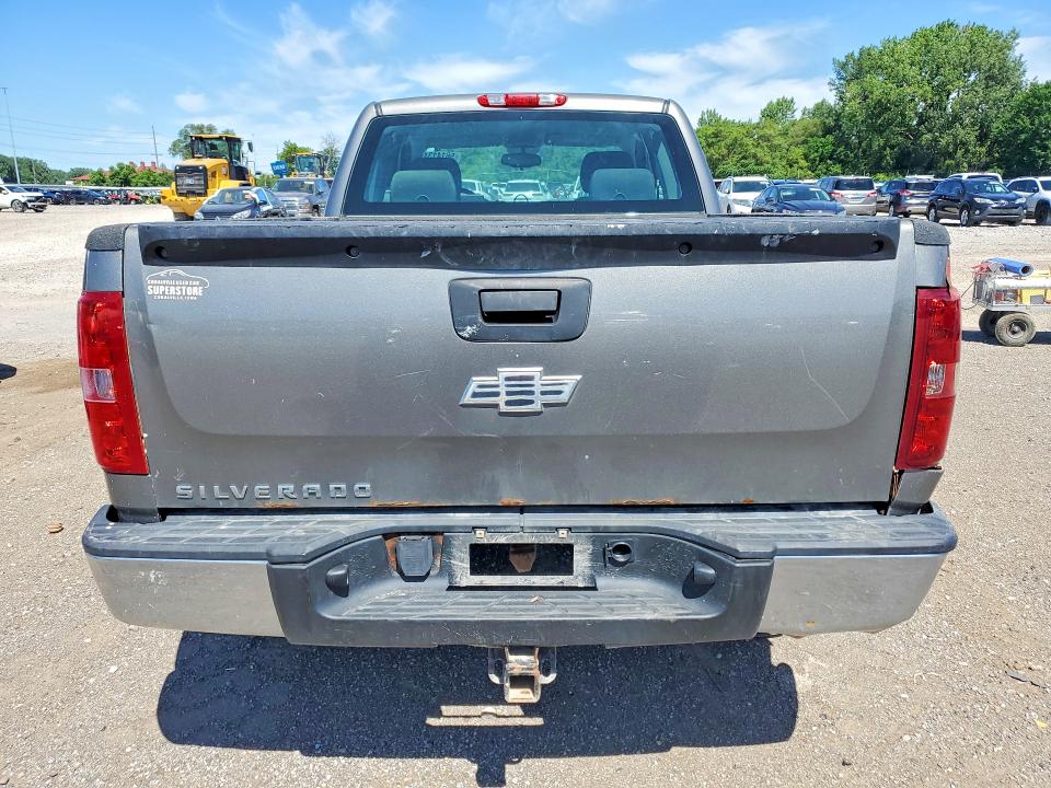 2009 Chevrolet Silverado VIN 1GCEK19C39Z271999 COPART salvage auction — REAR END, Ia - Cert Of Title-Salvage Title, sold $225 on 2026-07-17 (photo 6)