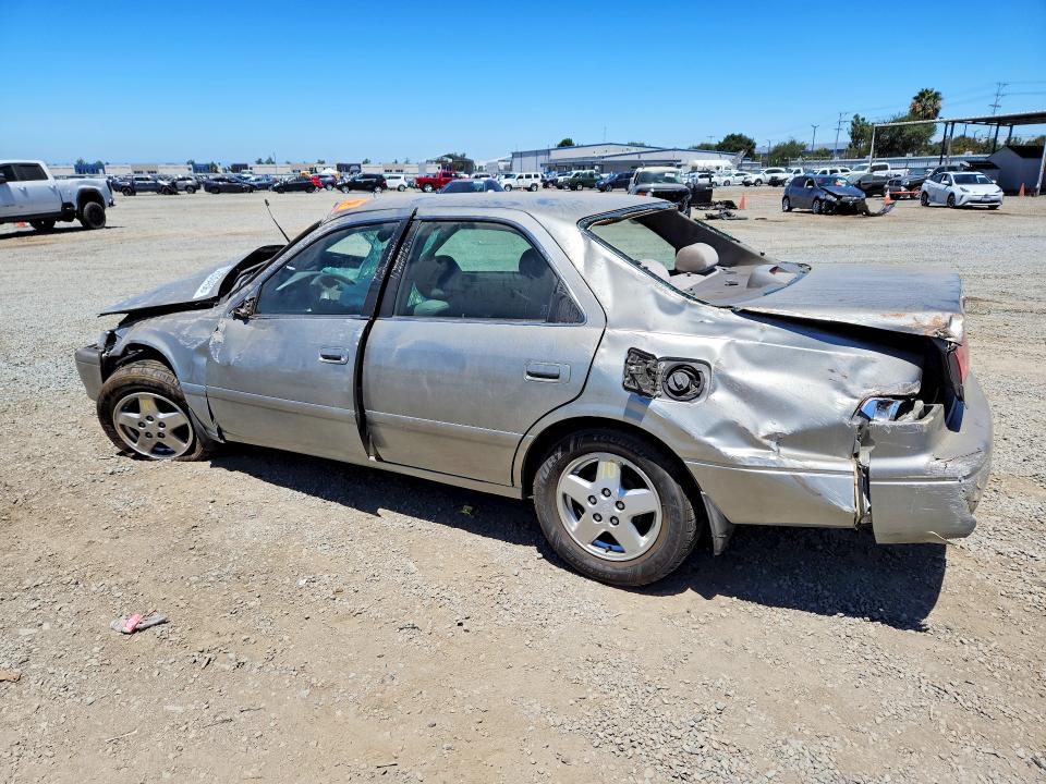 2001 Toyota Camry VIN JT2BG22K010550632 COPART salvage auction — ROLLOVER, Ca - Salvage Certificate, sold $125 on 2026-07-21 (photo 2)