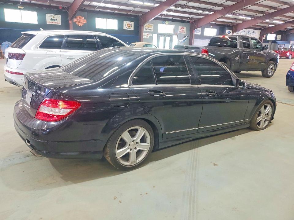 2011 Mercedes-benz C-klasse VIN WDDGF8BB1BR183603 COPART salvage auction — MINOR DENT/SCRATCHES, Wv - Certificate Of Title, sold $1,600 on 2026-07-30 (photo 3)