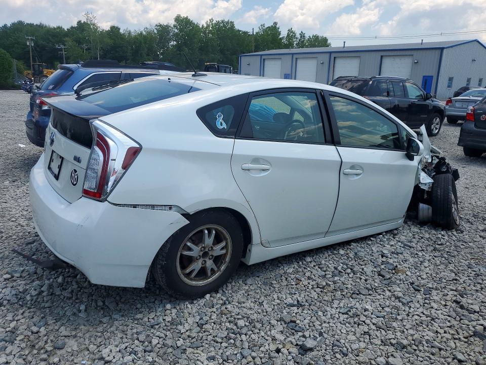2015 Toyota Prius VIN JTDKN3DU8F0433969 COPART salvage auction — FRONT END, Ma - Cert Of Title-Reconstrctd Coll, sold $2,550 on 2026-07-08 (photo 3)
