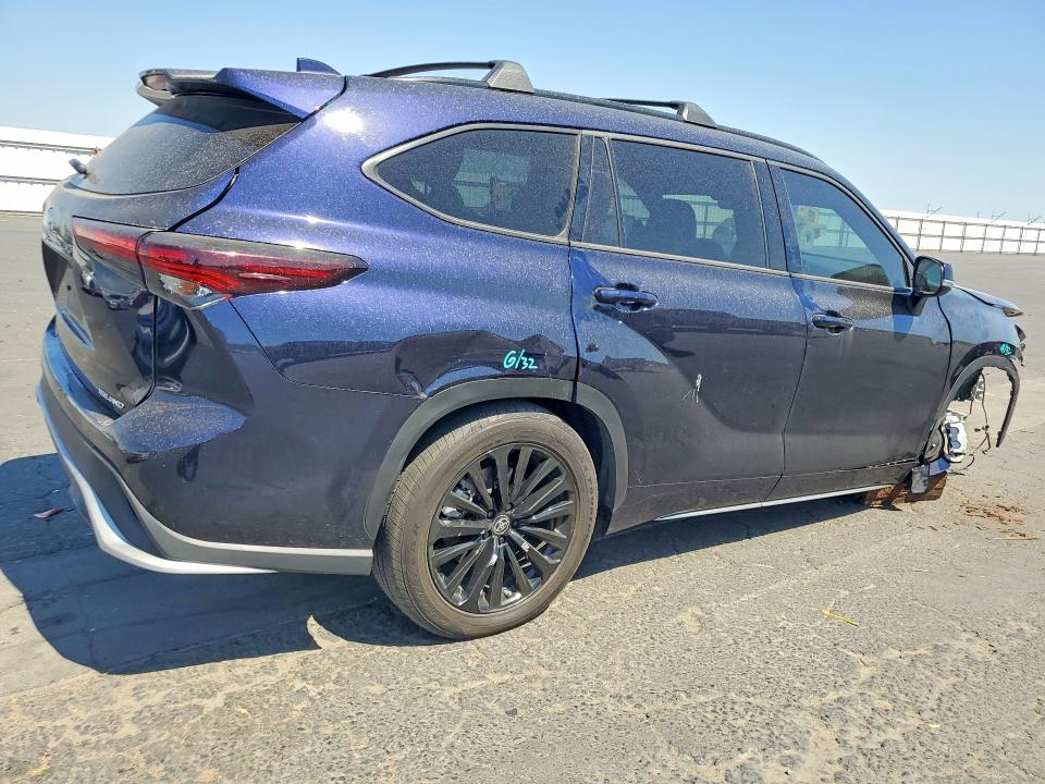 2024 Toyota Highlander VIN 5TDKDRBH1RS557062 COPART salvage auction — FRONT END, Ca - Salvage Certificate, sold $13,000 on 2026-07-06 (photo 3)