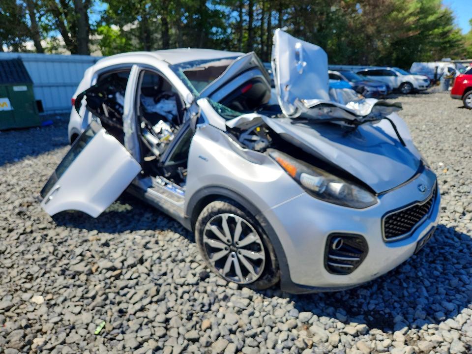 2018 Kia Sportage VIN KNDPNCACXJ7486528 COPART salvage auction — ALL OVER, Nj - Cert Of Title-Salvage, sold $1,550 on 2026-07-13 (photo 4)