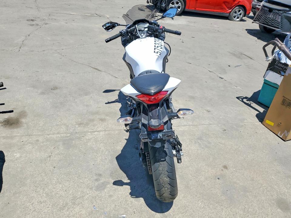 2015 Kawasaki Ex VIN JKAEX8B17FDA21044 COPART salvage auction — STRIPPED, Ca - Dis/Dlr/Exp Only Clean Title, sold $425 on 2026-07-08 (photo 4)