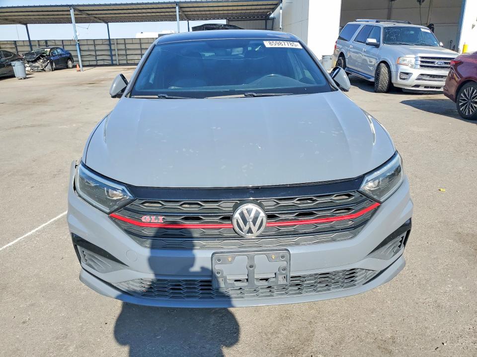 2019 Volkswagen Jetta VIN 3VW5T7BUXKM144819 COPART salvage auction — REAR END, Salvage Title, sold $4,200 on 2026-08-21 (photo 5)