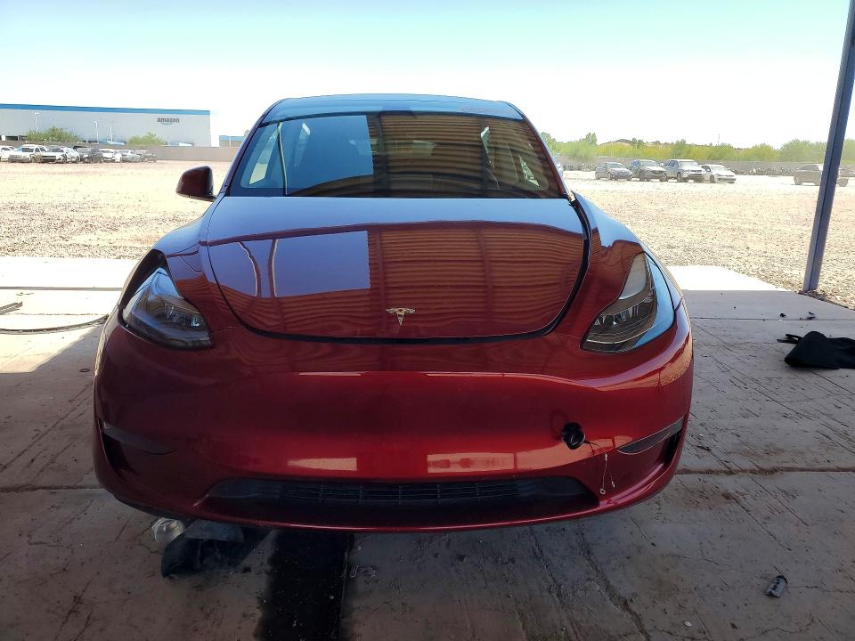 2025 Tesla Model y VIN 7SAYGDED0SF280026 COPART salvage auction — SIDE, Az - Cert Of Title - Salvage, sold $6,100 on 2026-07-28 (photo 5)