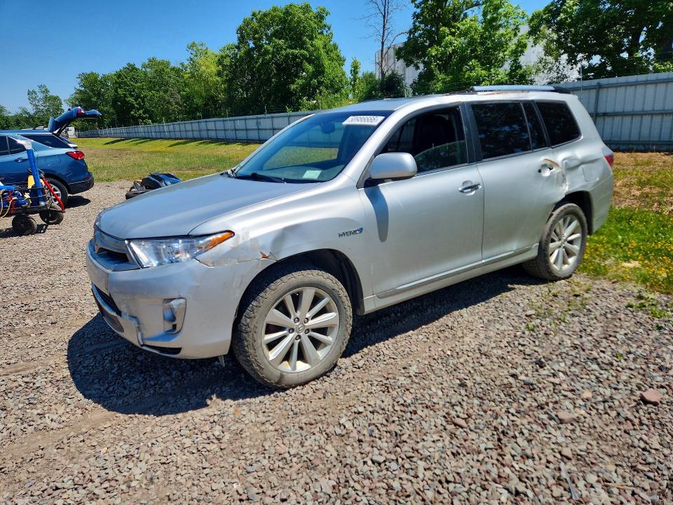 2013 Toyota Highlander VIN JTEDC3EH5D2012238 COPART salvage auction — FRONT END, Ny - Certificate Of Title, sold $1,550 on 2026-07-29 (photo 1)