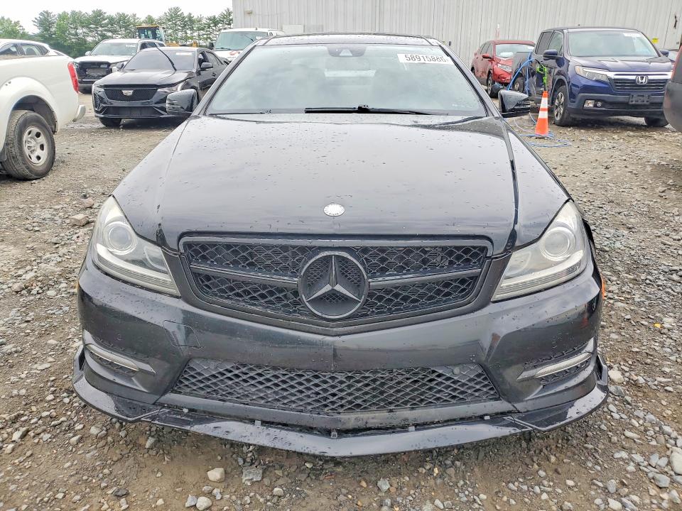 2013 Mercedes-benz C-klasse VIN WDDGJ8JB4DG050073 COPART salvage auction — REAR END, Nj - Cert Of Title-Salvage, sold $225 on 2026-07-29 (photo 5)