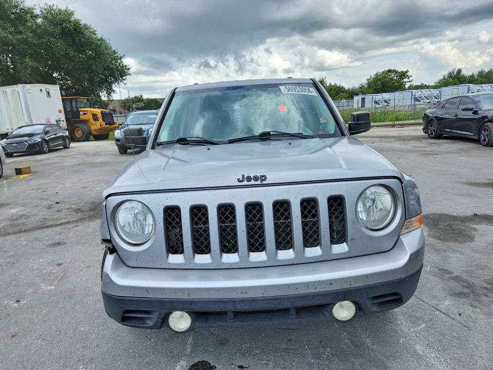 2016 Jeep Liberty (patriot) VIN 1C4NJPBB7GD569747 COPART salvage auction — FRONT END, FL - CERT OF TITLE SLVG REBUILDABLE, sold $425 on 2026-07-02 (photo 5)