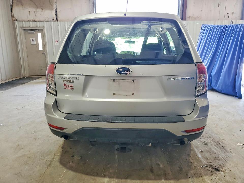 2009 Subaru Forester VIN JF2SH61699G796812 COPART salvage auction — MINOR DENT/SCRATCHES, Wv - Certificate Of Title, sold $350 on 2026-07-30 (photo 6)