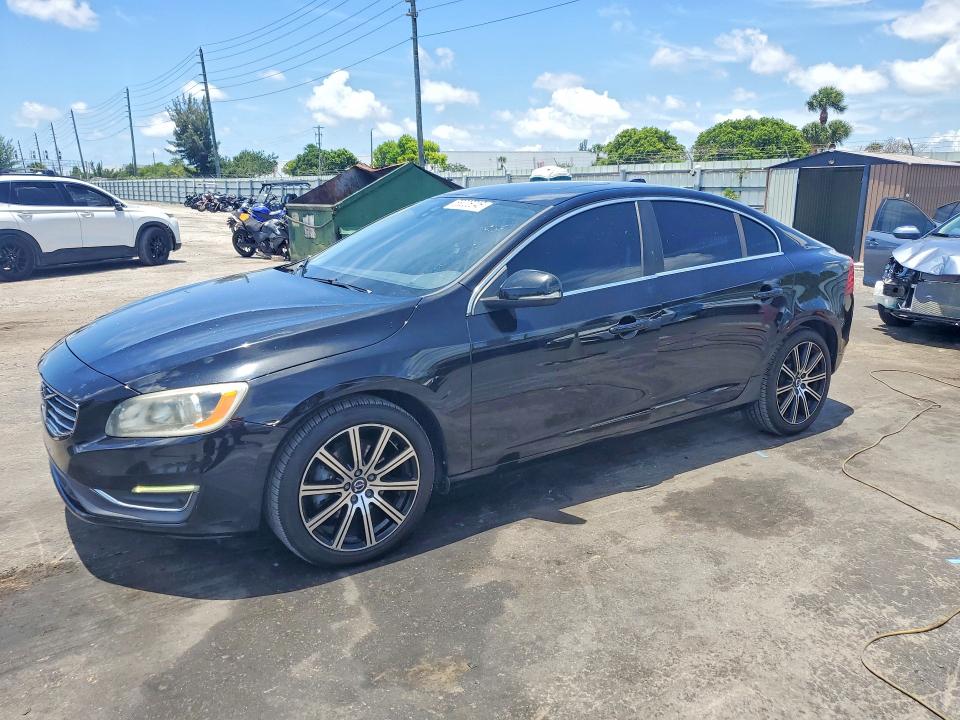 2016 Volvo S60 VIN LYV402FK0GB109805 COPART salvage auction — MINOR DENT/SCRATCHES, Salvage Title, sold $3,900 on 2026-07-21 (photo 1)
