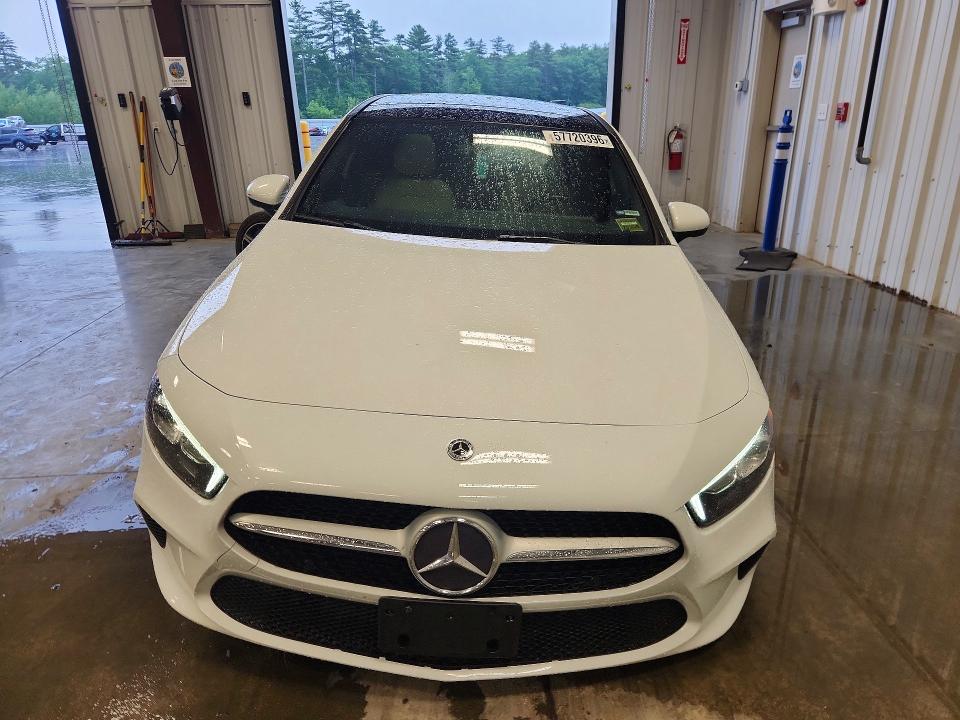 2019 Mercedes-benz A-klasse VIN WDD3G4FBXKW020934 COPART salvage auction — SIDE, Me - Cert Of Title-Salvage Collisio, sold $5,400 on 2026-08-07 (photo 5)