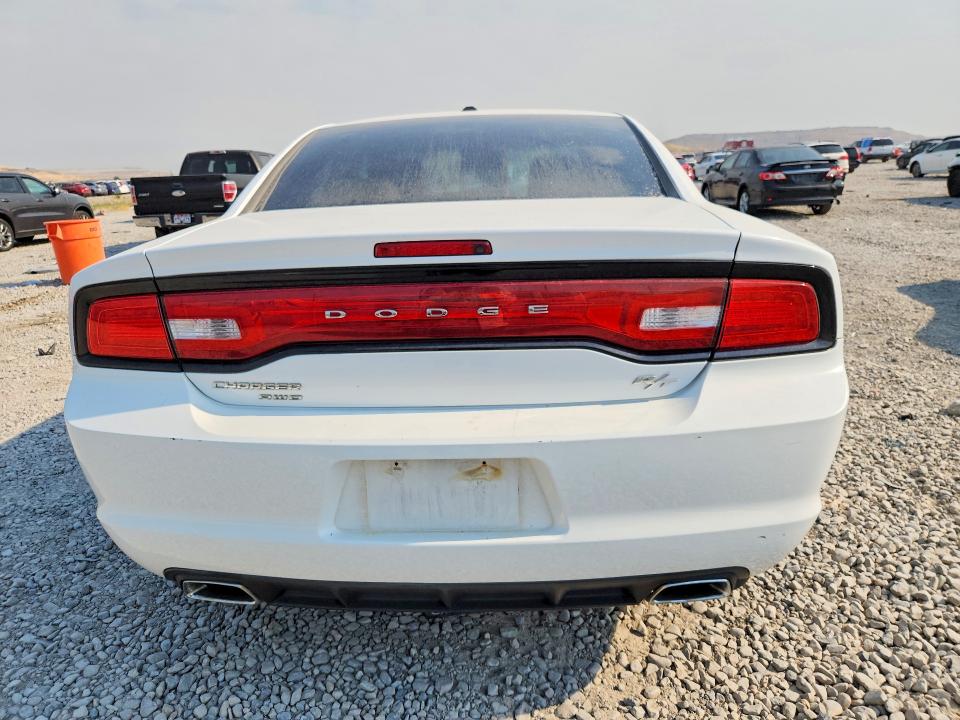 2011 Dodge Charger VIN 2B3CM5CT7BH552695 COPART salvage auction — MINOR DENT/SCRATCHES, Ut - Certificate Of Title, sold $3,300 on 2026-07-02 (photo 6)