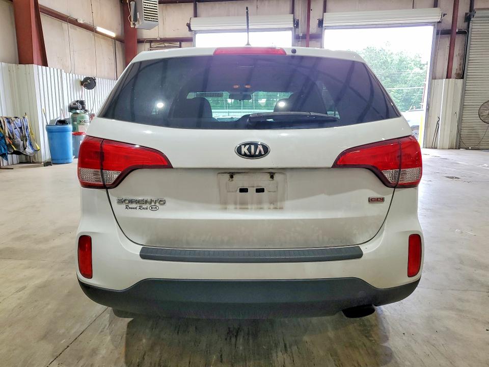 2015 Kia Sorento VIN 5XYKT3A64FG568923 COPART salvage auction — UNDERCARRIAGE, Tx - Certificate Of Title, sold $1,300 on 2026-07-20 (photo 6)