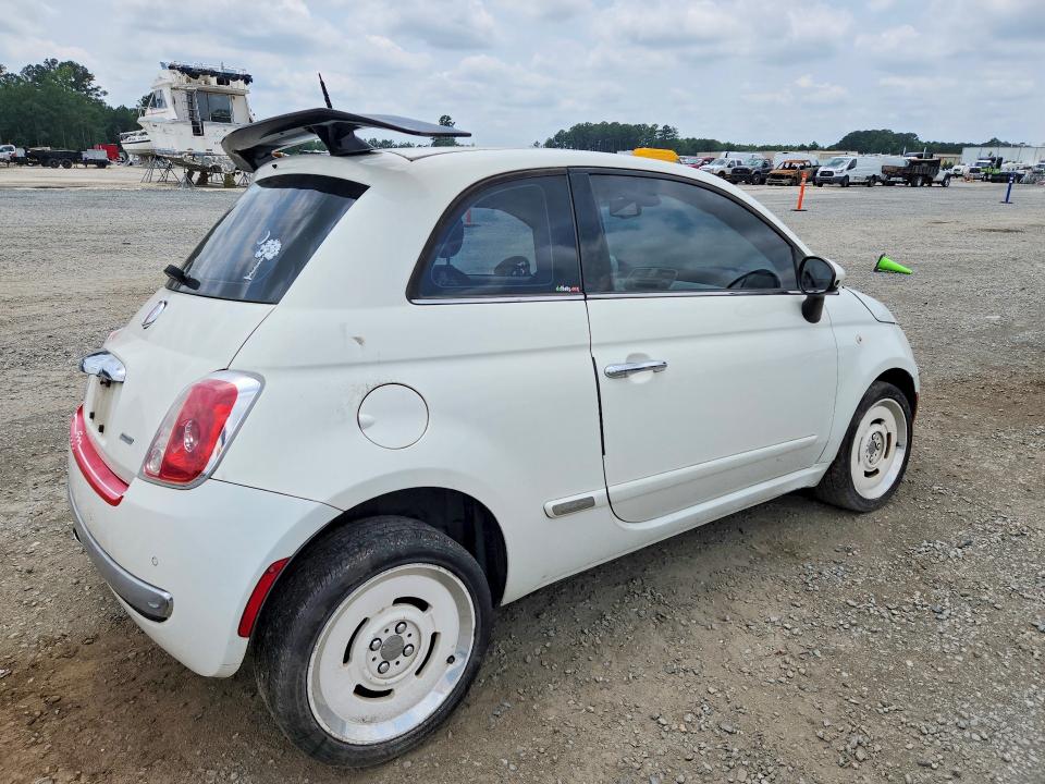 2015 Fiat VIN 3C3CFFCRXFT570810 COPART salvage auction — SIDE, Nc - Salvage Certificate Of Title, sold $225 on 2026-08-10 (photo 3)