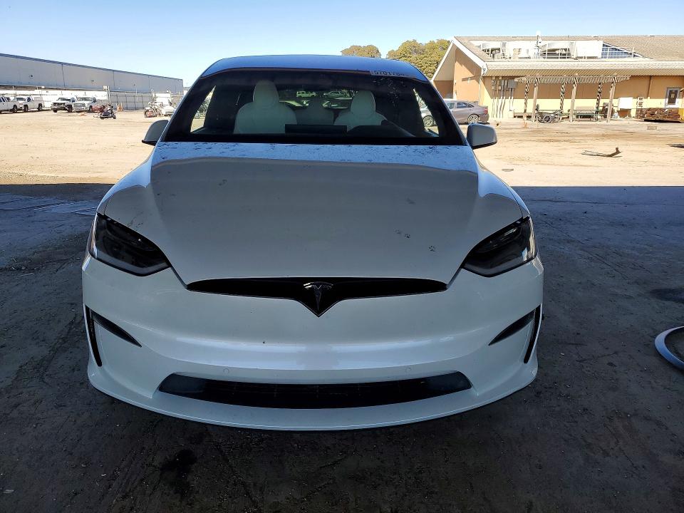 2023 Tesla Model x VIN 7SAXCAE58PF380199 COPART salvage auction — REAR END, Salvage Title, sold $11,100 on 2026-08-21 (photo 5)