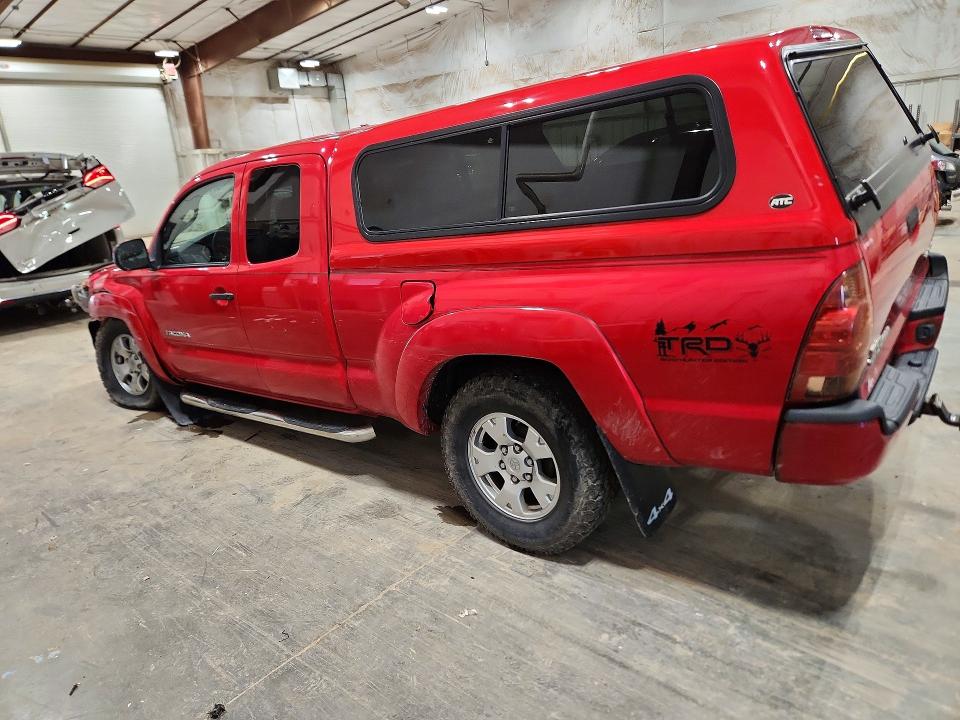 2008 Toyota Tacoma VIN 5TEUU42NX8Z506968 COPART salvage auction — FRONT END, WI - JUNKED VEHICLE BILL OF SALE, sold $2,050 on 2026-07-22 (photo 2)